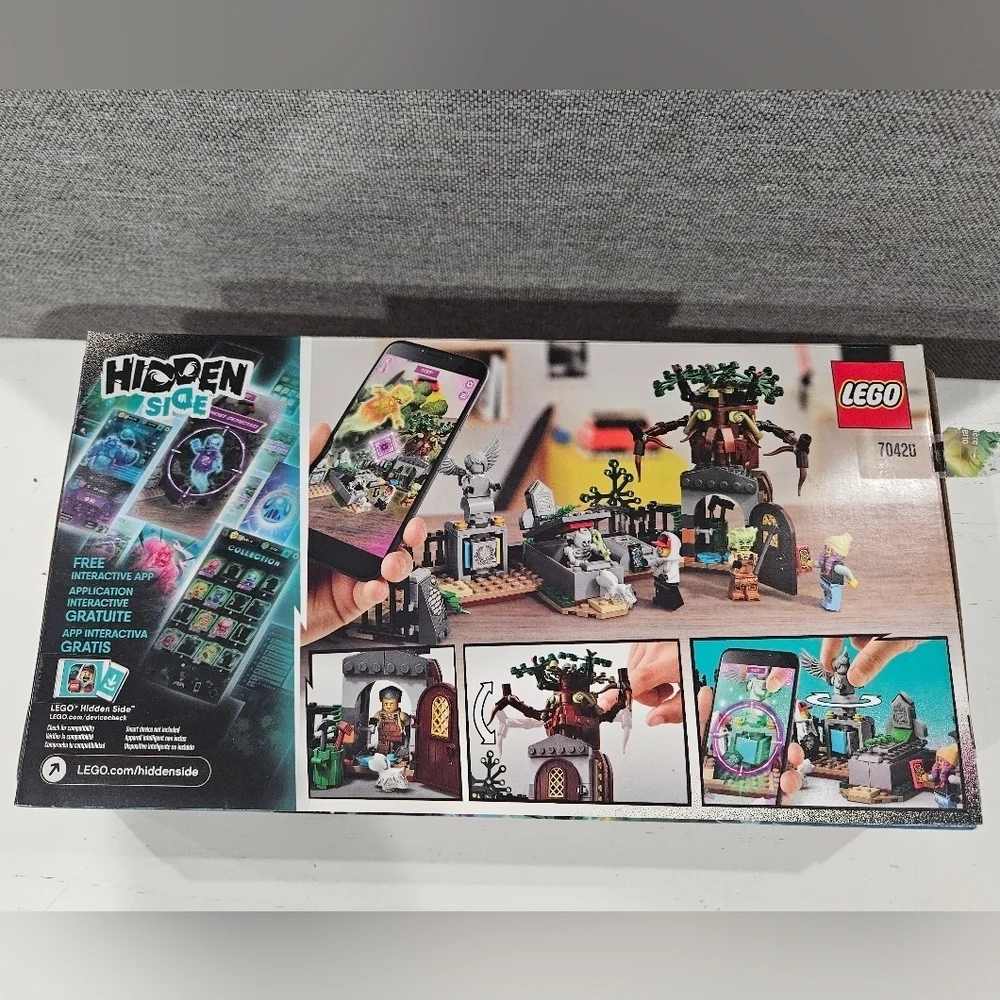 LEGO Hidden Side Augmented Reality (AR) Graveyard Mystery 70420 (335 Pieces)